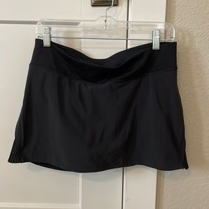 Lululemon Play off the Pleats Skort - Black - Size 8